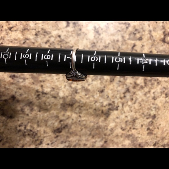 Sterling silver amber ring - Picture 4 of 4